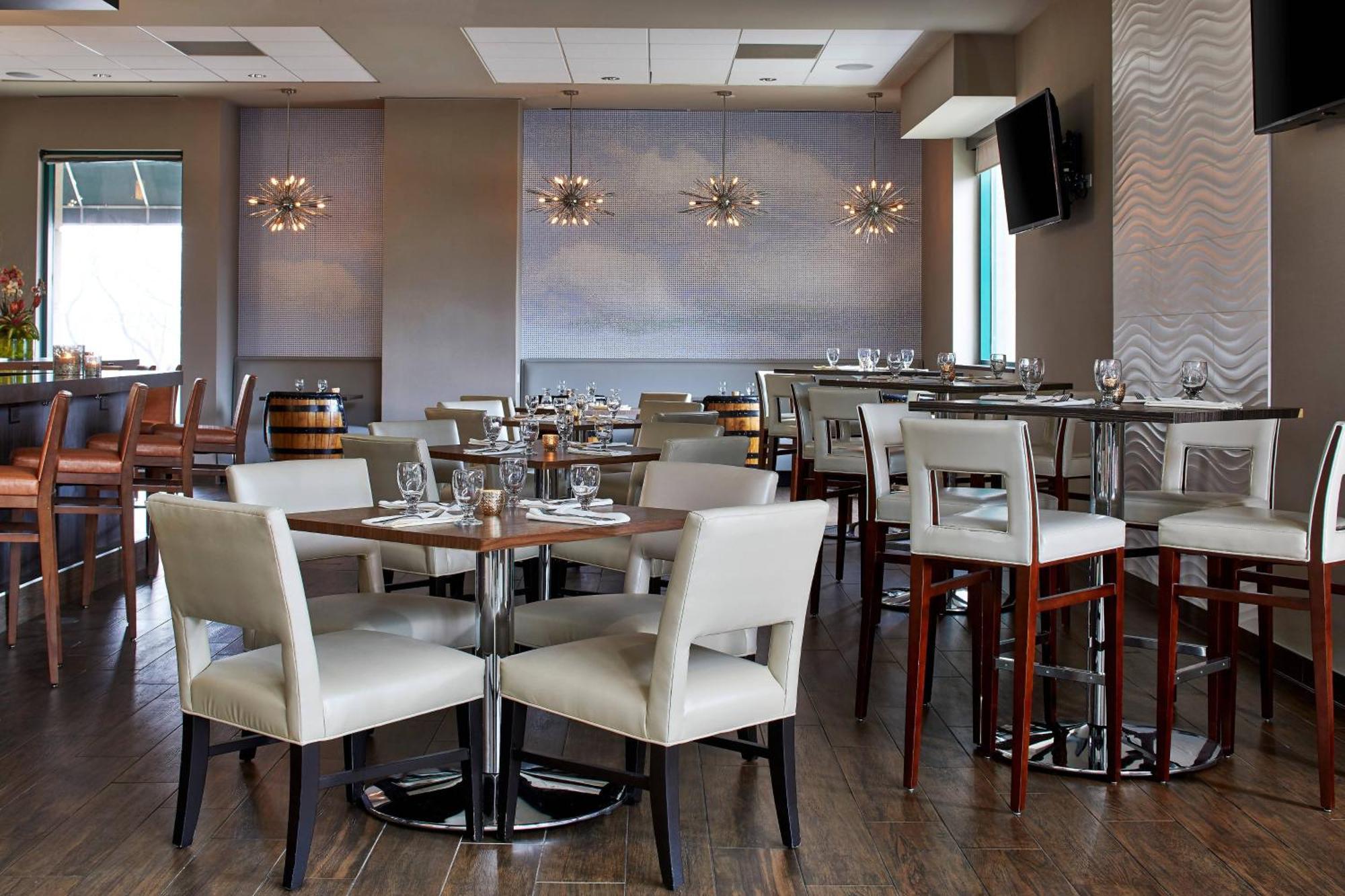 Renaissance Chicago Glenview Suites Hotel Ngoại thất bức ảnh
