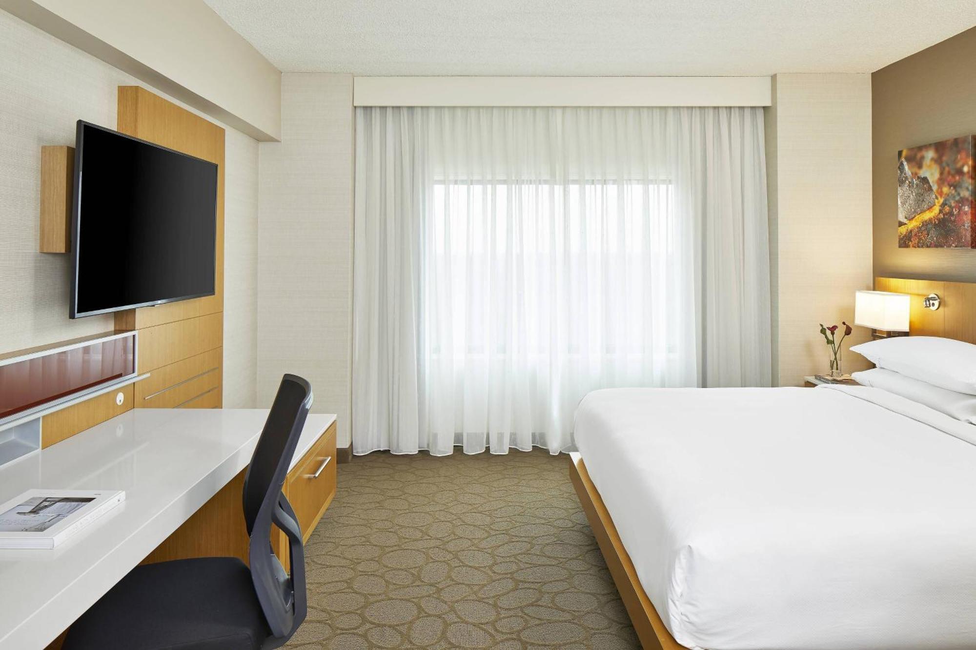 Renaissance Chicago Glenview Suites Hotel Ngoại thất bức ảnh