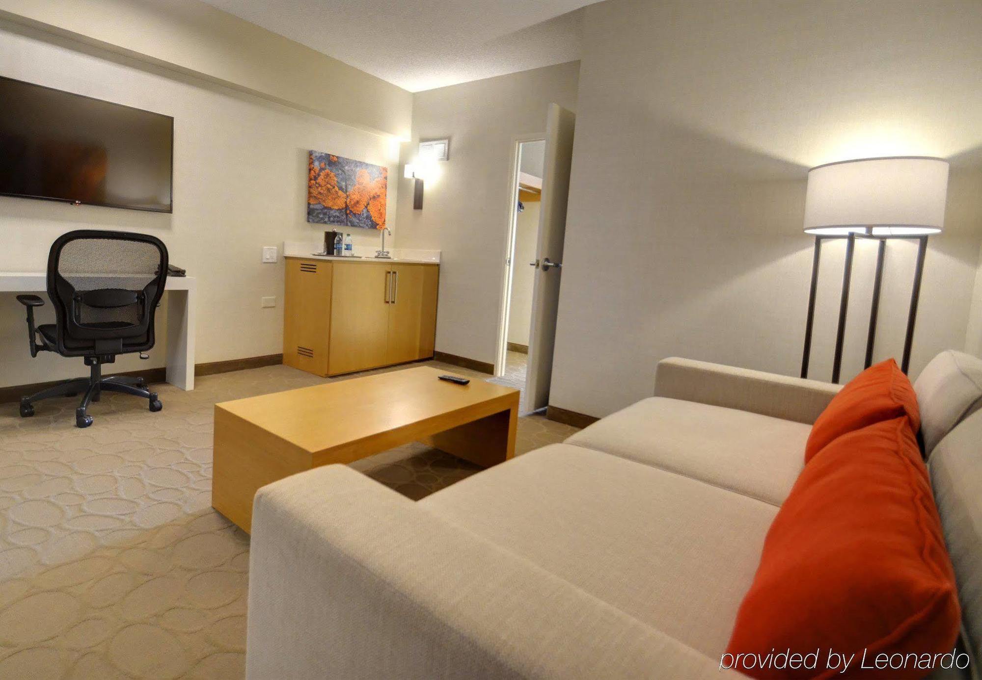 Renaissance Chicago Glenview Suites Hotel Ngoại thất bức ảnh